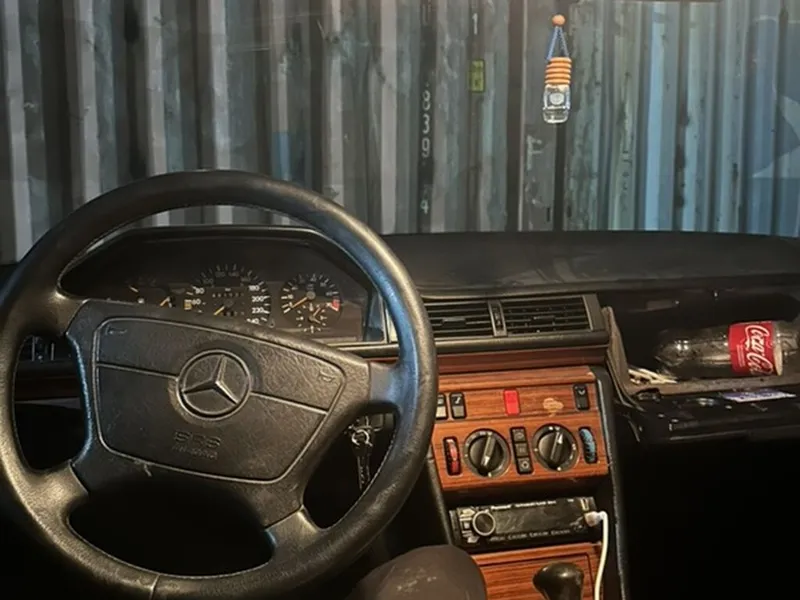 MercedesBenz W124