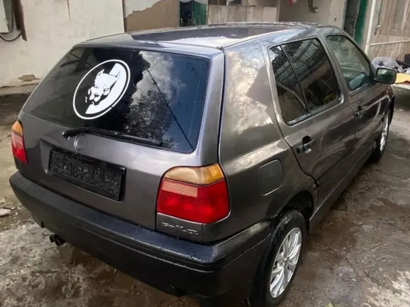 Volkswagen Golf