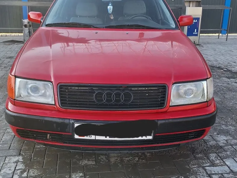 Audi 100