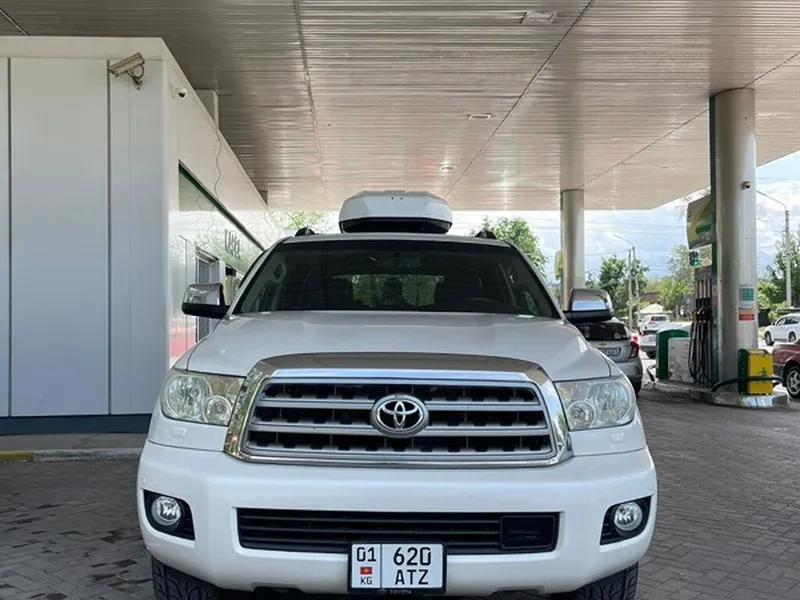 Toyota Sequoia