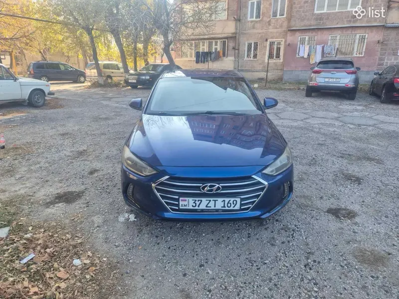 Hyundai Elantra