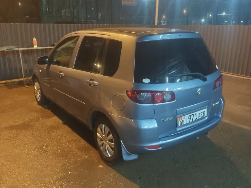 Mazda Verisa
