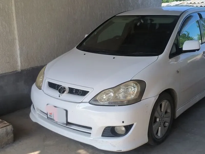 Toyota Ipsum