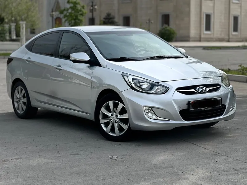 Hyundai Accent
