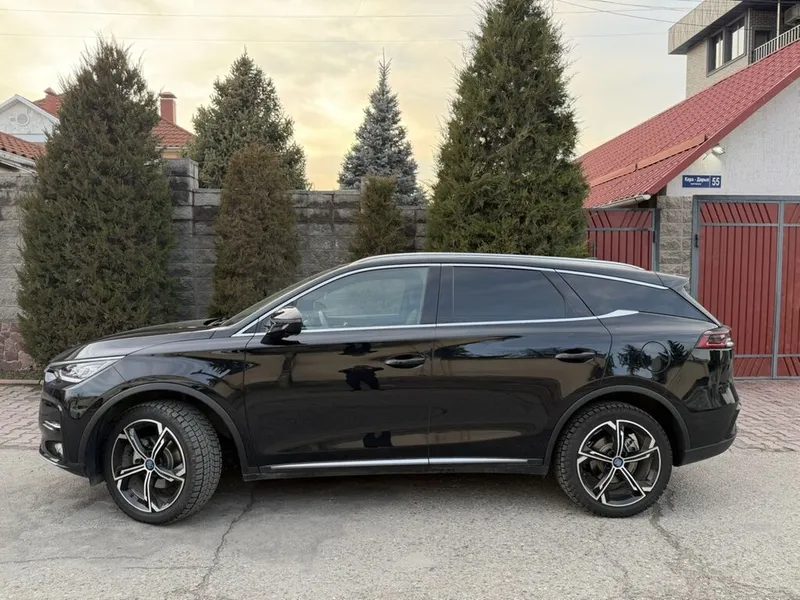 BYD Tang