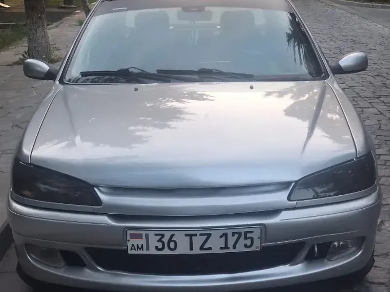 Peugeot 306