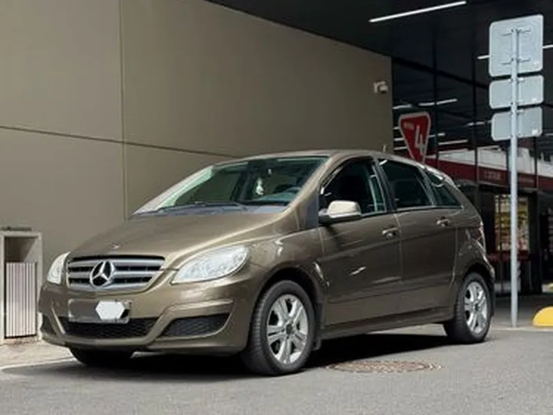 Mercedes