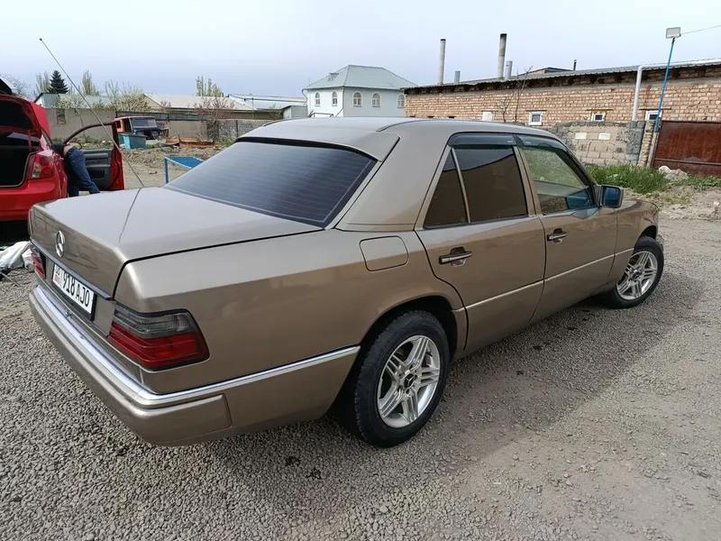 MercedesBenz W124