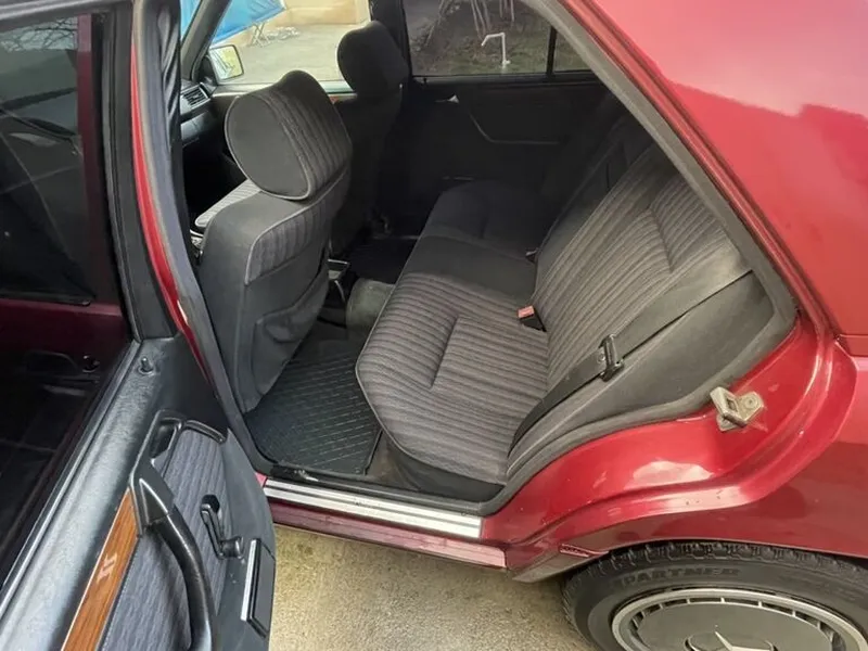 MercedesBenz W124