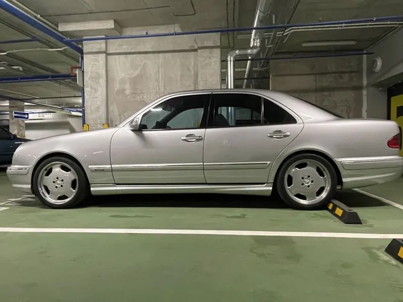 Mercedes