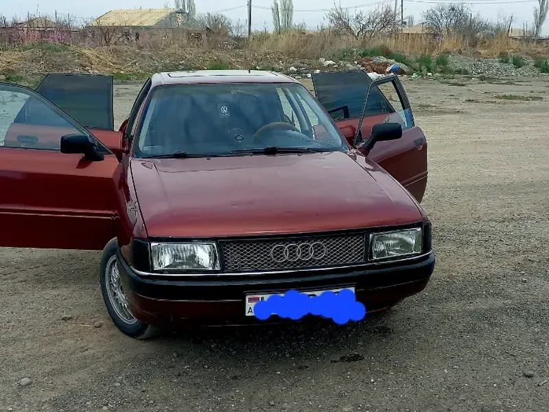 Audi 80