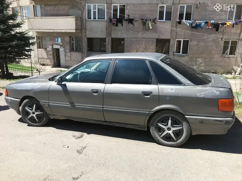 Audi 80