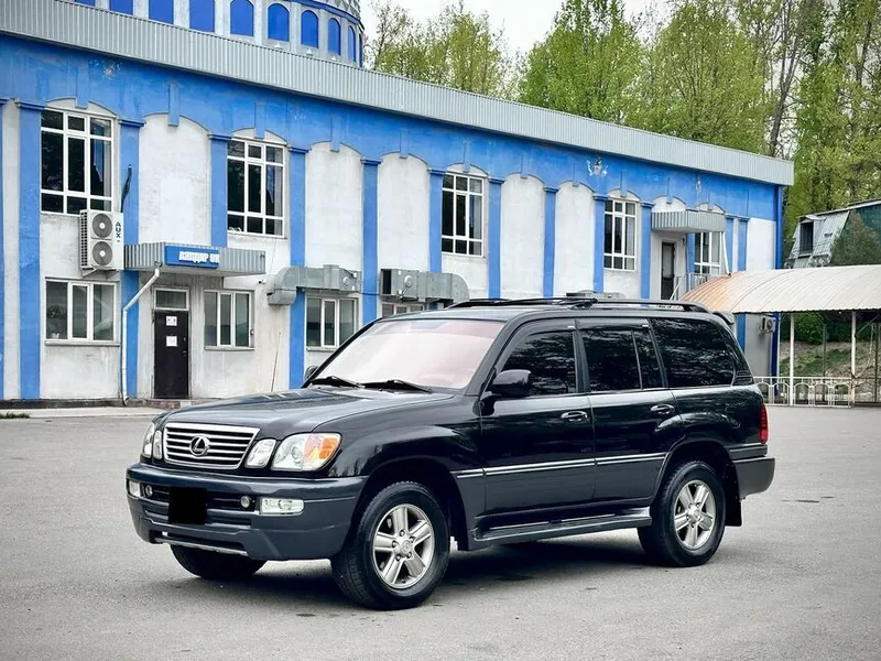 Lexus LX