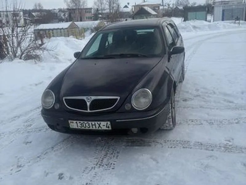 Lancia Lybra