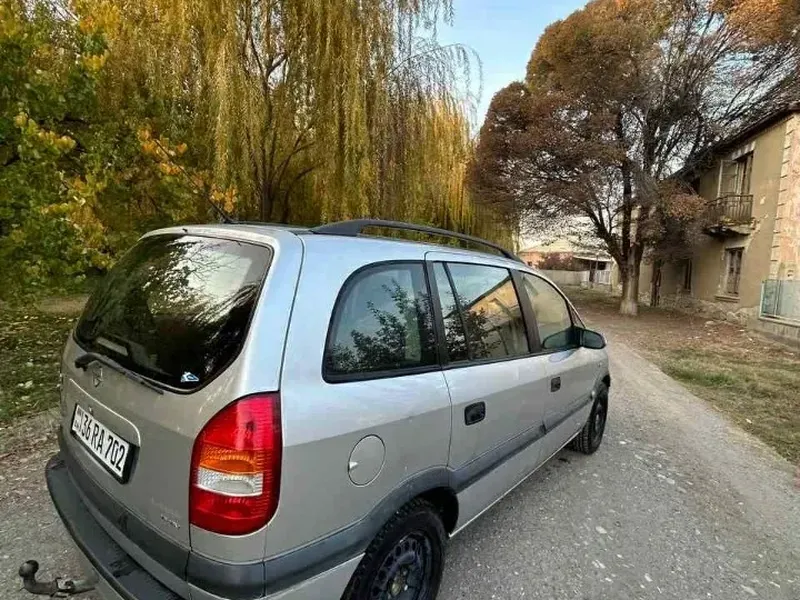 Opel Zafira