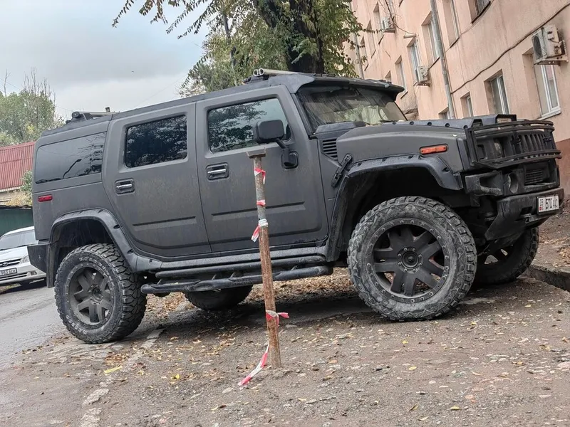 Hummer H2