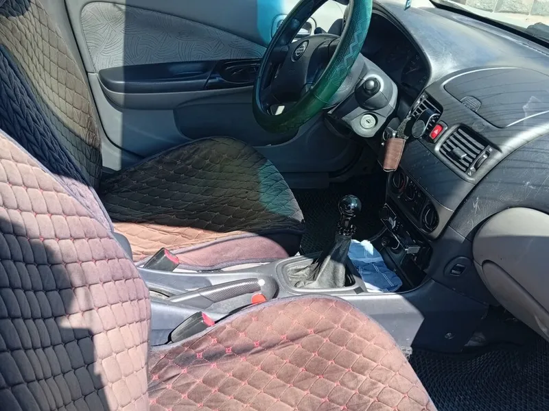 Nissan Almera