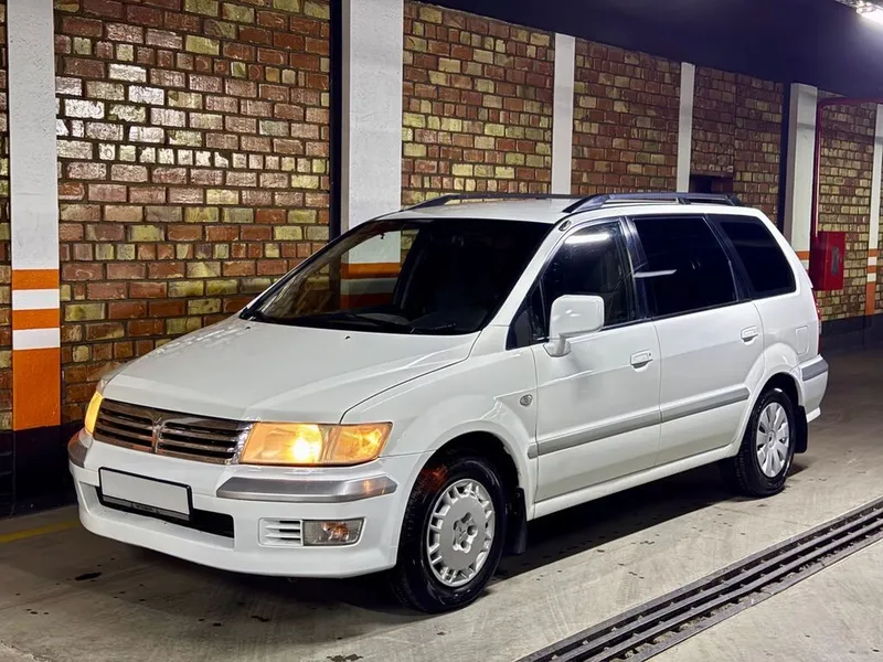Mitsubishi Space Wagon