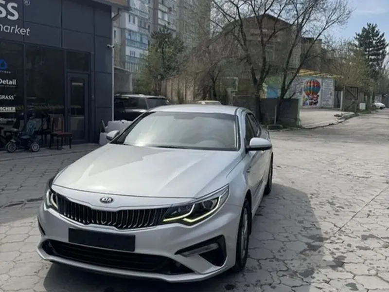 Kia K5