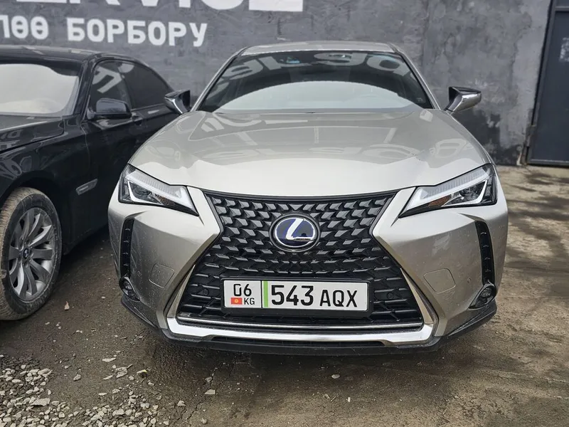Lexus UX