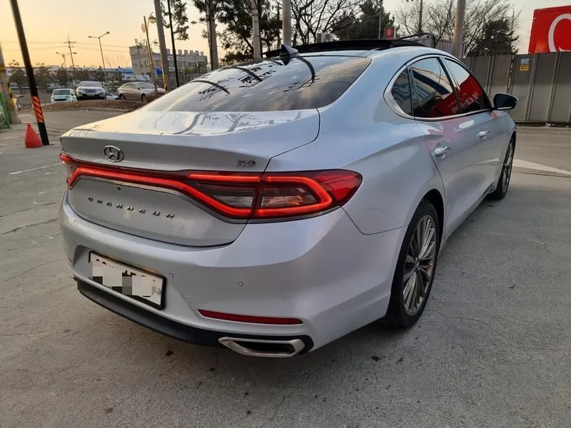 Hyundai Grandeur
