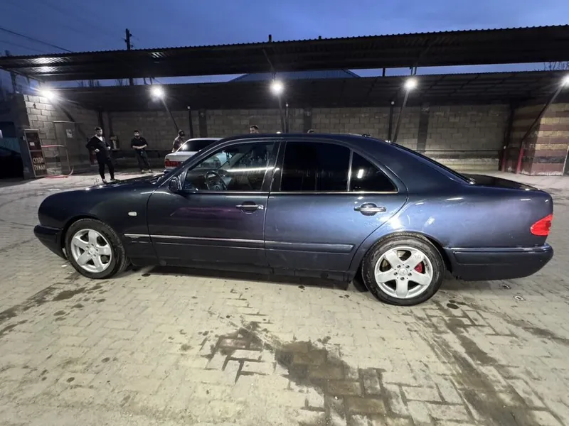 MercedesBenz E-Class
