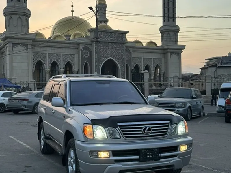 Lexus LX