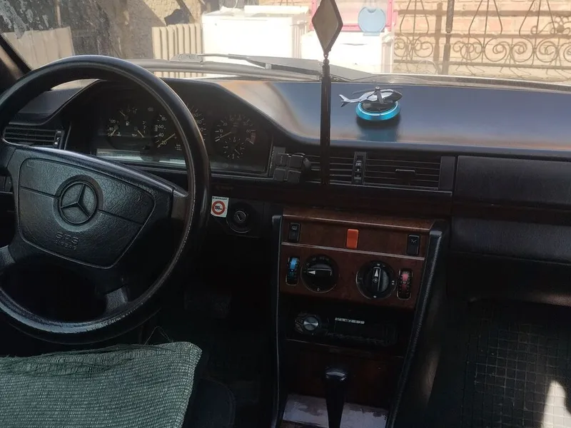MercedesBenz W124
