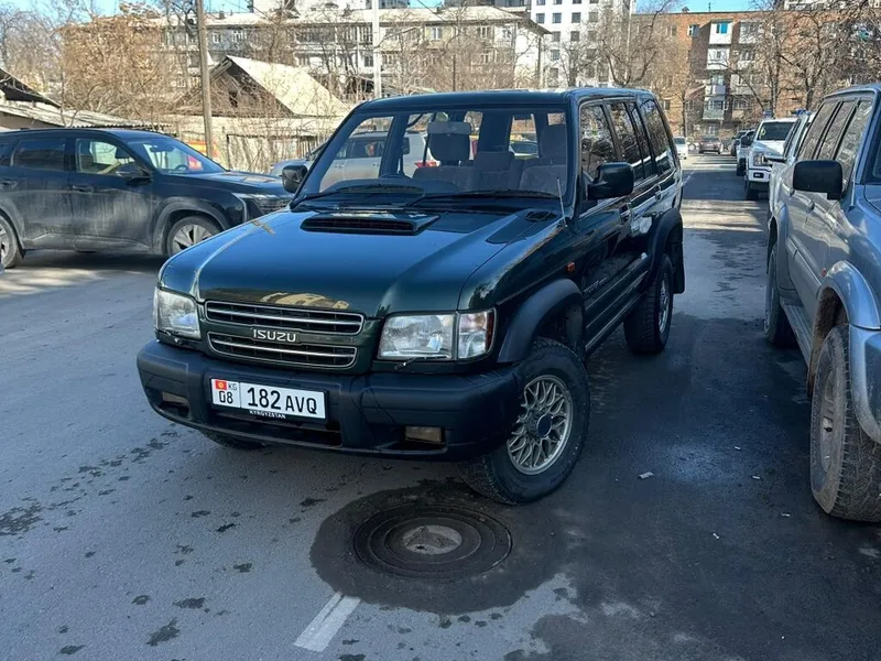 Isuzu Trooper