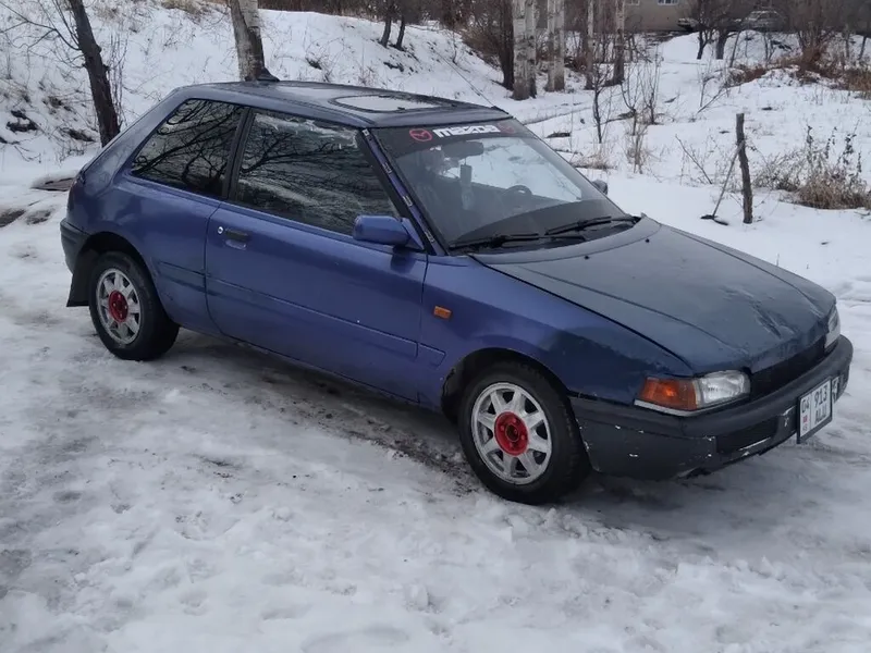 Mazda 323