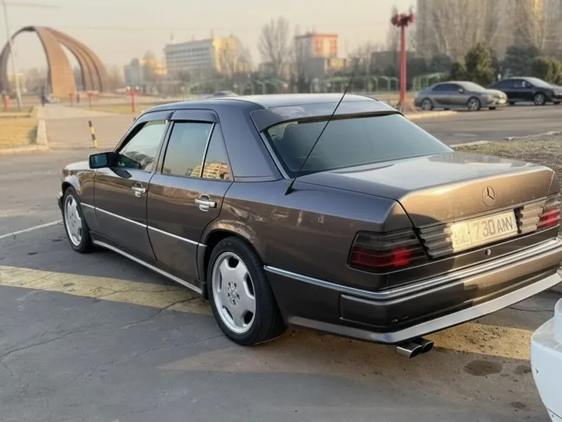 MercedesBenz W124