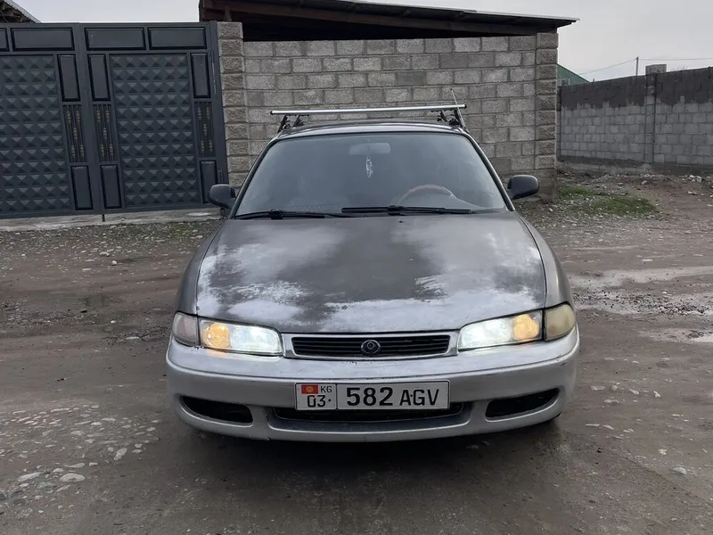 Mazda Cronos