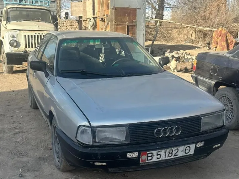 Audi 80