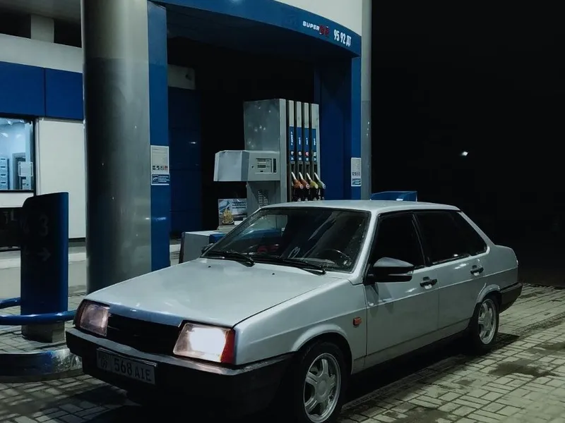 VAZ 21099