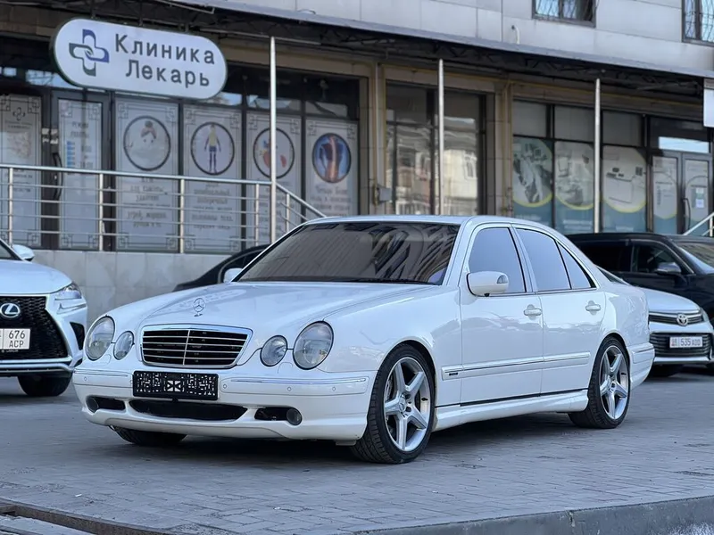 MercedesBenz E-класс AMG