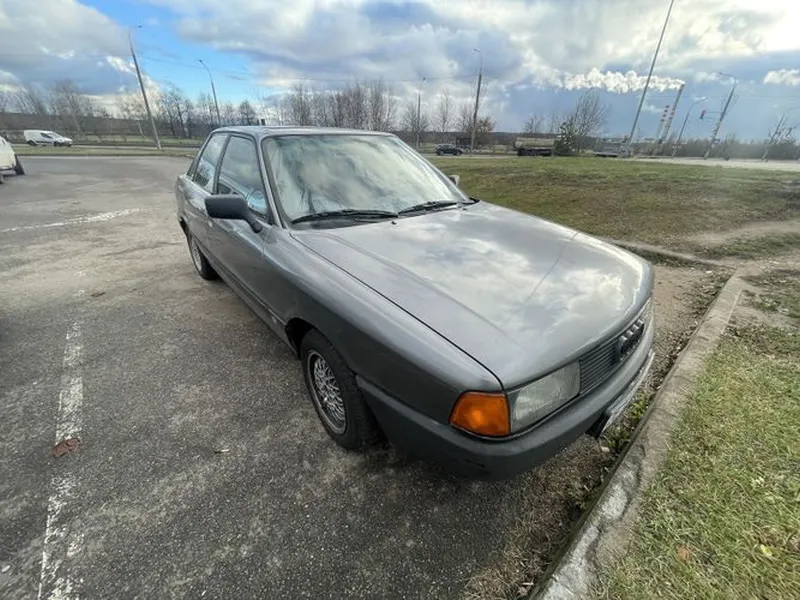 Audi 80
