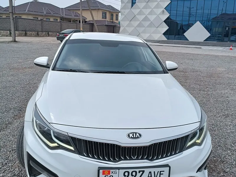 Kia K5