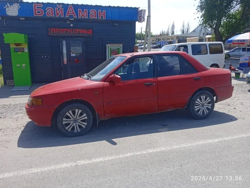 Mazda 323