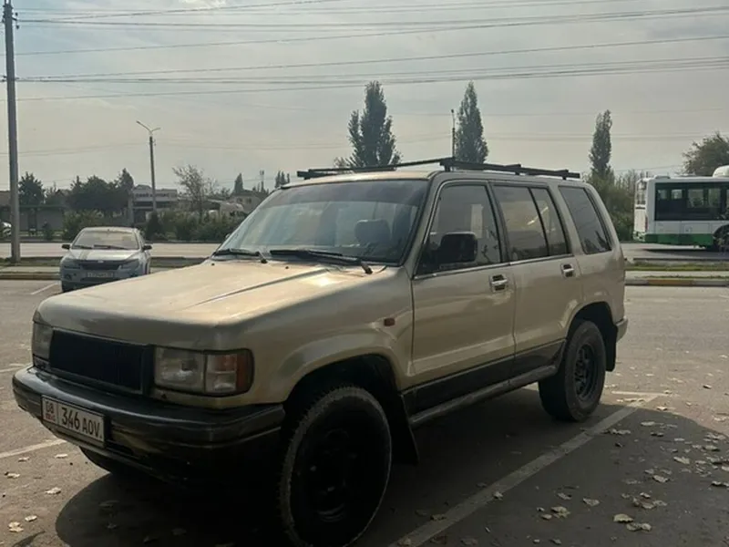 Isuzu Trooper