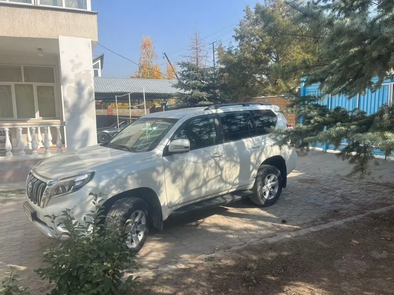 Toyota Land Cruiser Prado