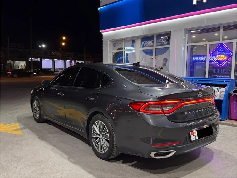 Hyundai Grandeur