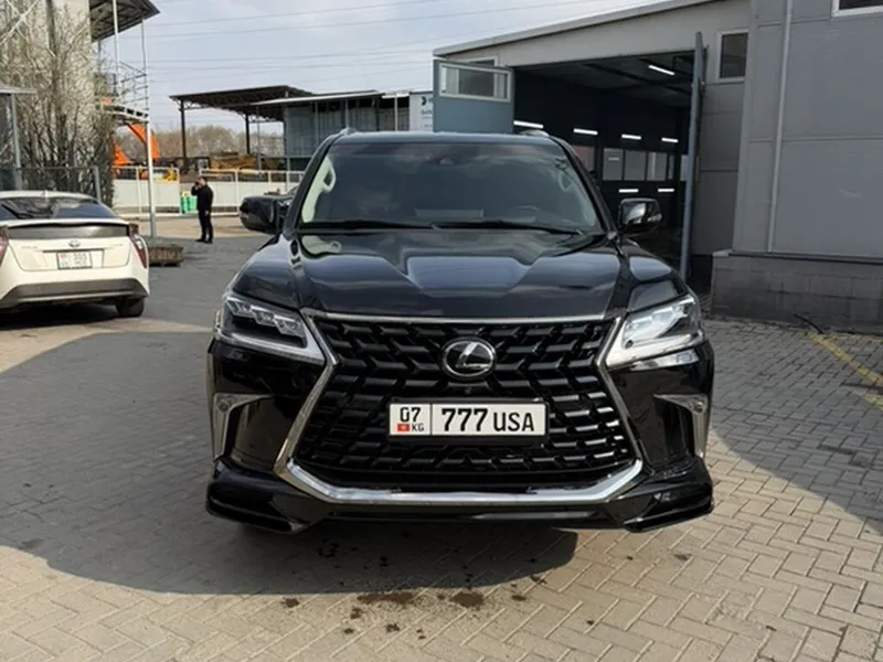 Lexus LX
