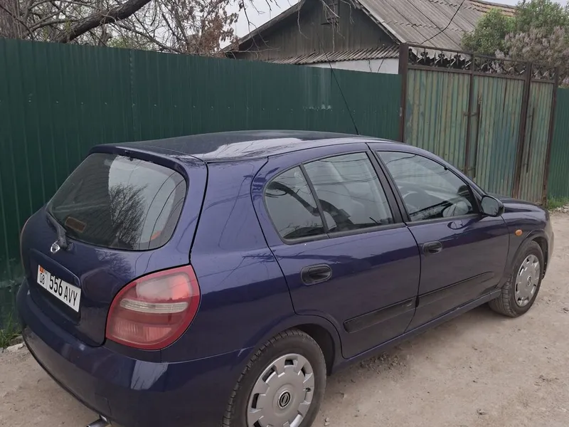 Nissan Almera