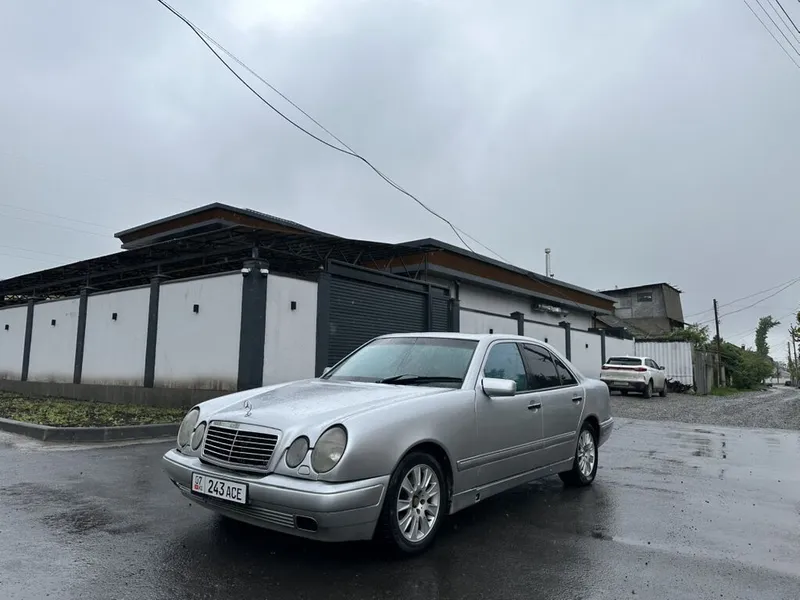 MercedesBenz E-Class