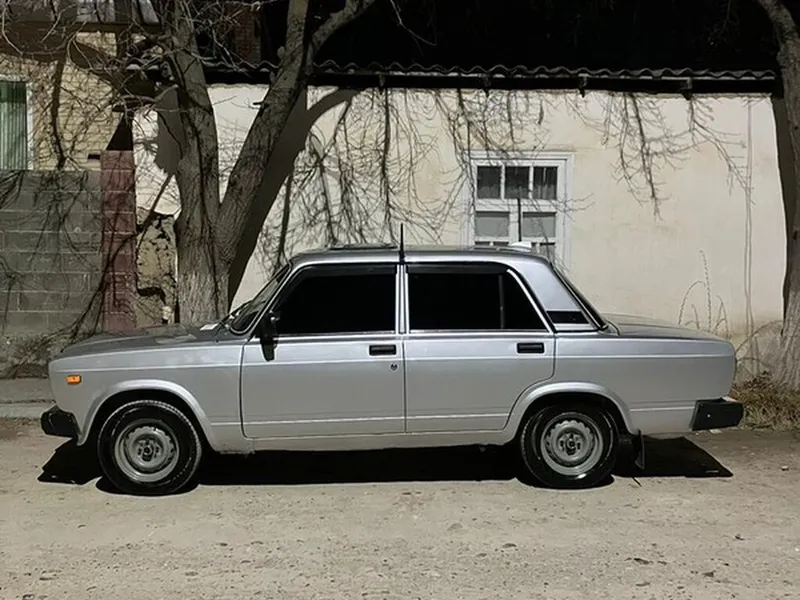 VAZ 2107