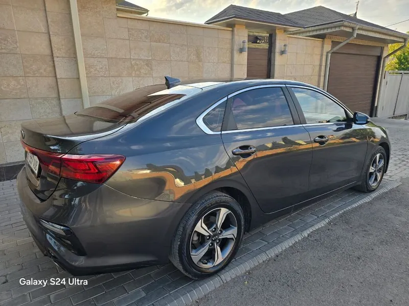 Kia K3