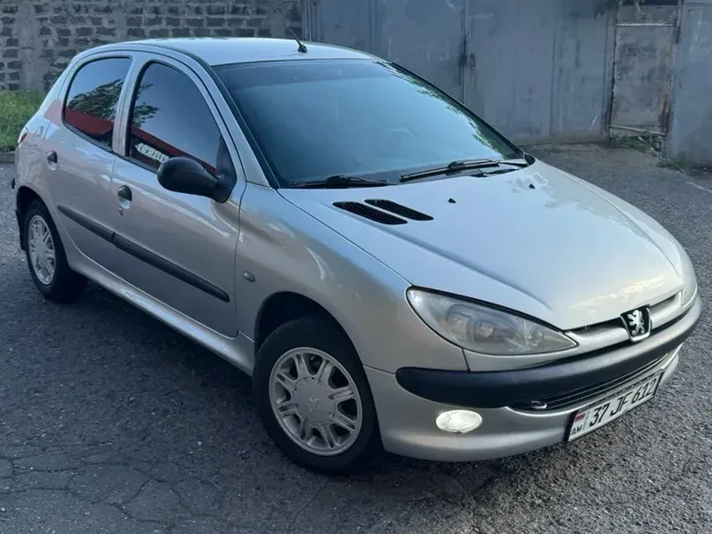 Peugeot 206