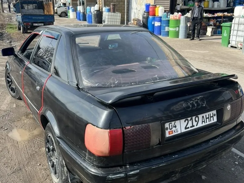 Audi 80