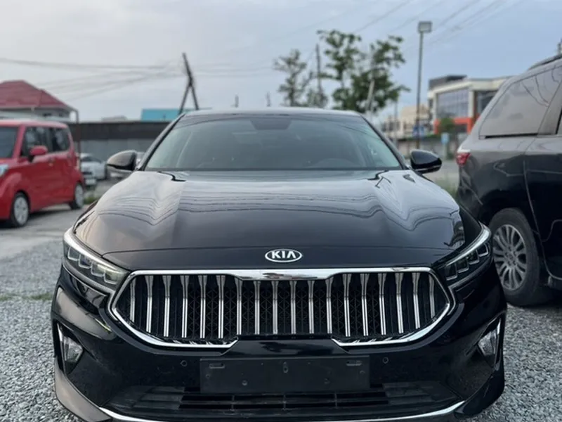 Kia Cadenza