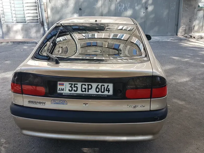 Renault Laguna